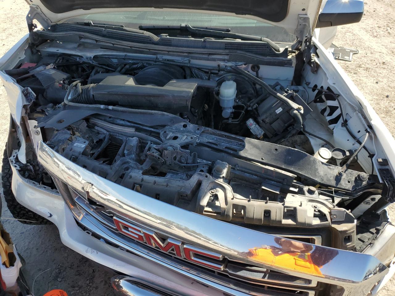 2014 GMC Sierra - Image 13