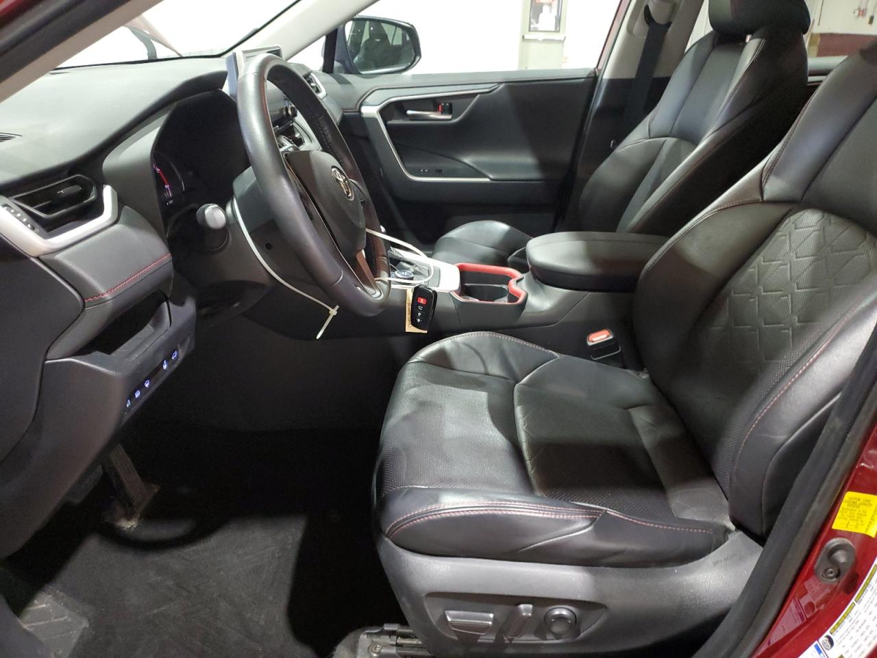 2020 Toyota RAV 4 - Image 7