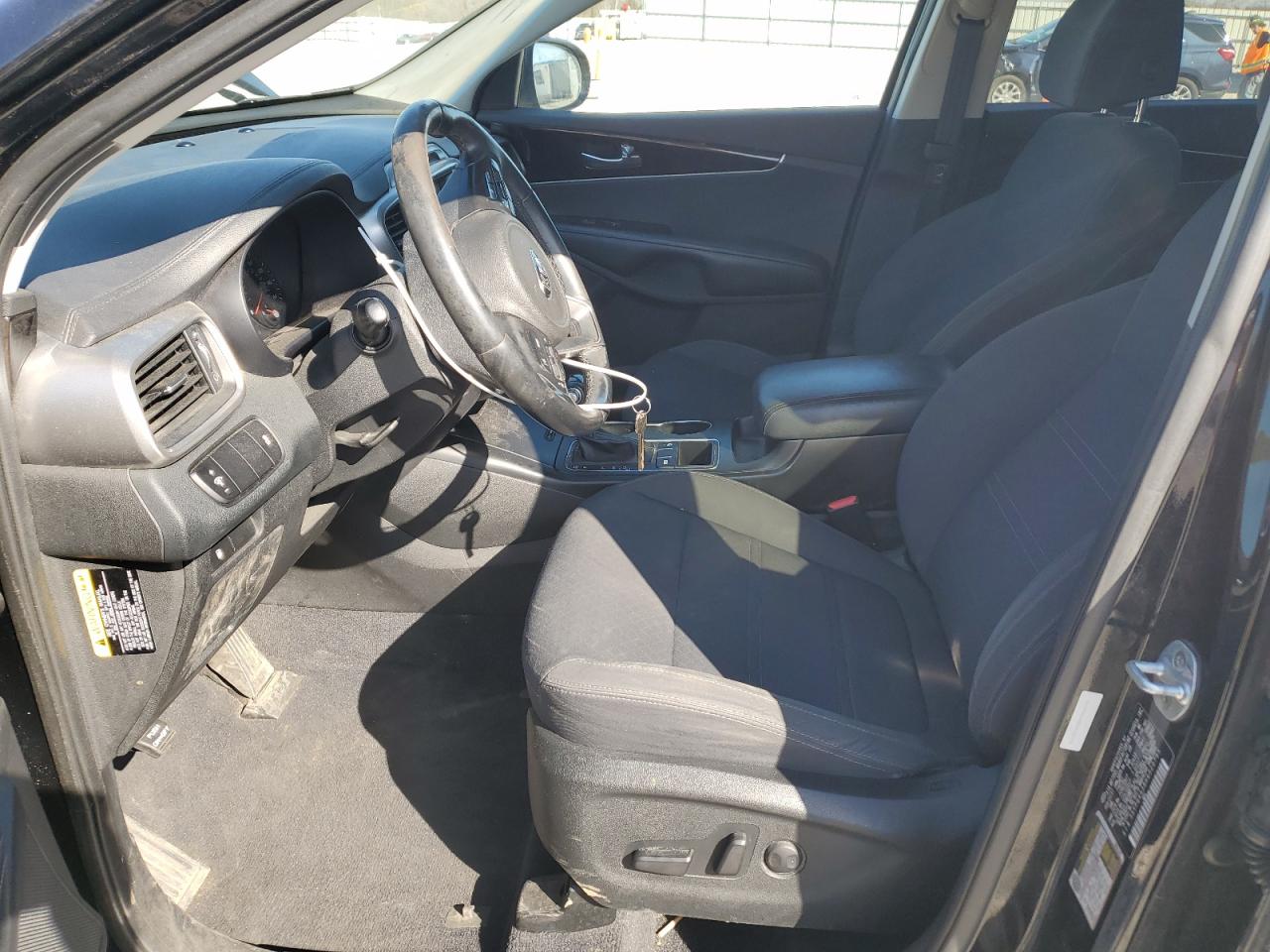 2017 Kia Sorento - Image 7