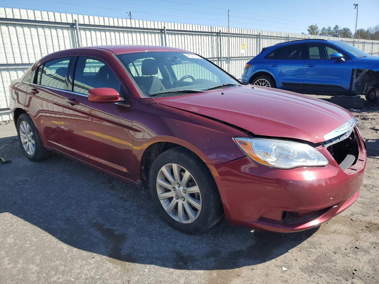 2013 Chrysler 200 - Image 4