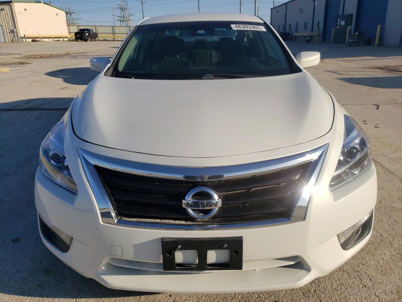 2015 Nissan Altima - Image 5