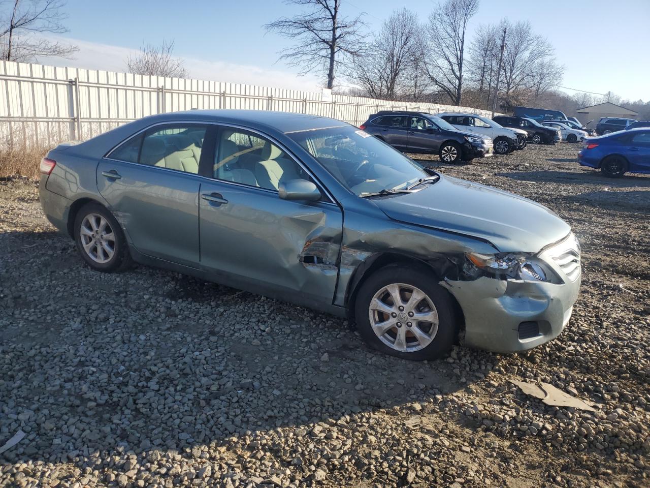 2011 Toyota Camry - Image 4