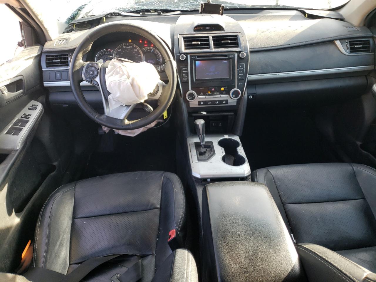 2012 Toyota Camry - Image 8