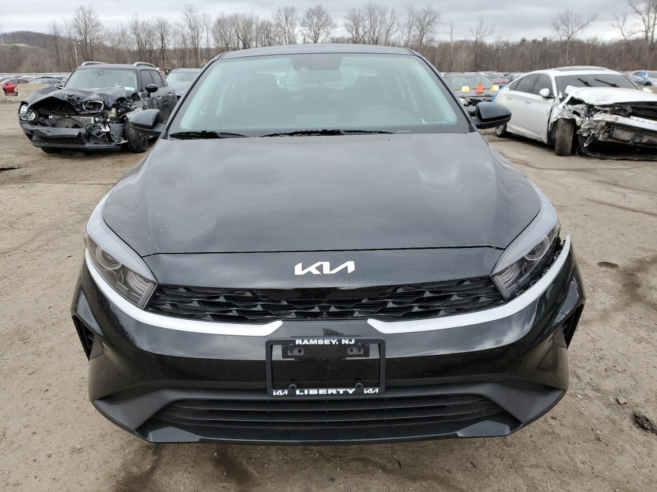 2024 Kia Forte - Image 5