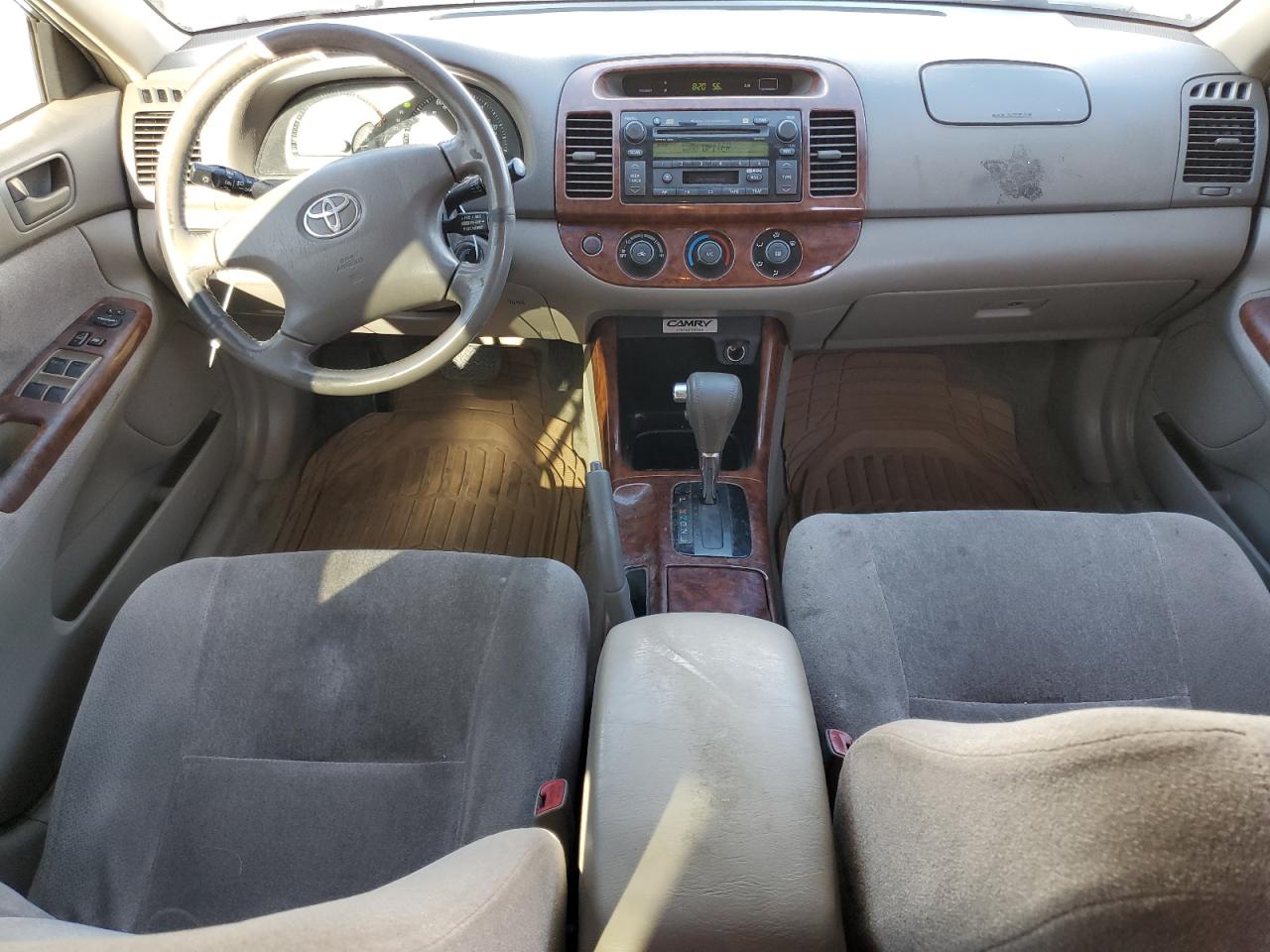2004 Toyota Camry - Image 8