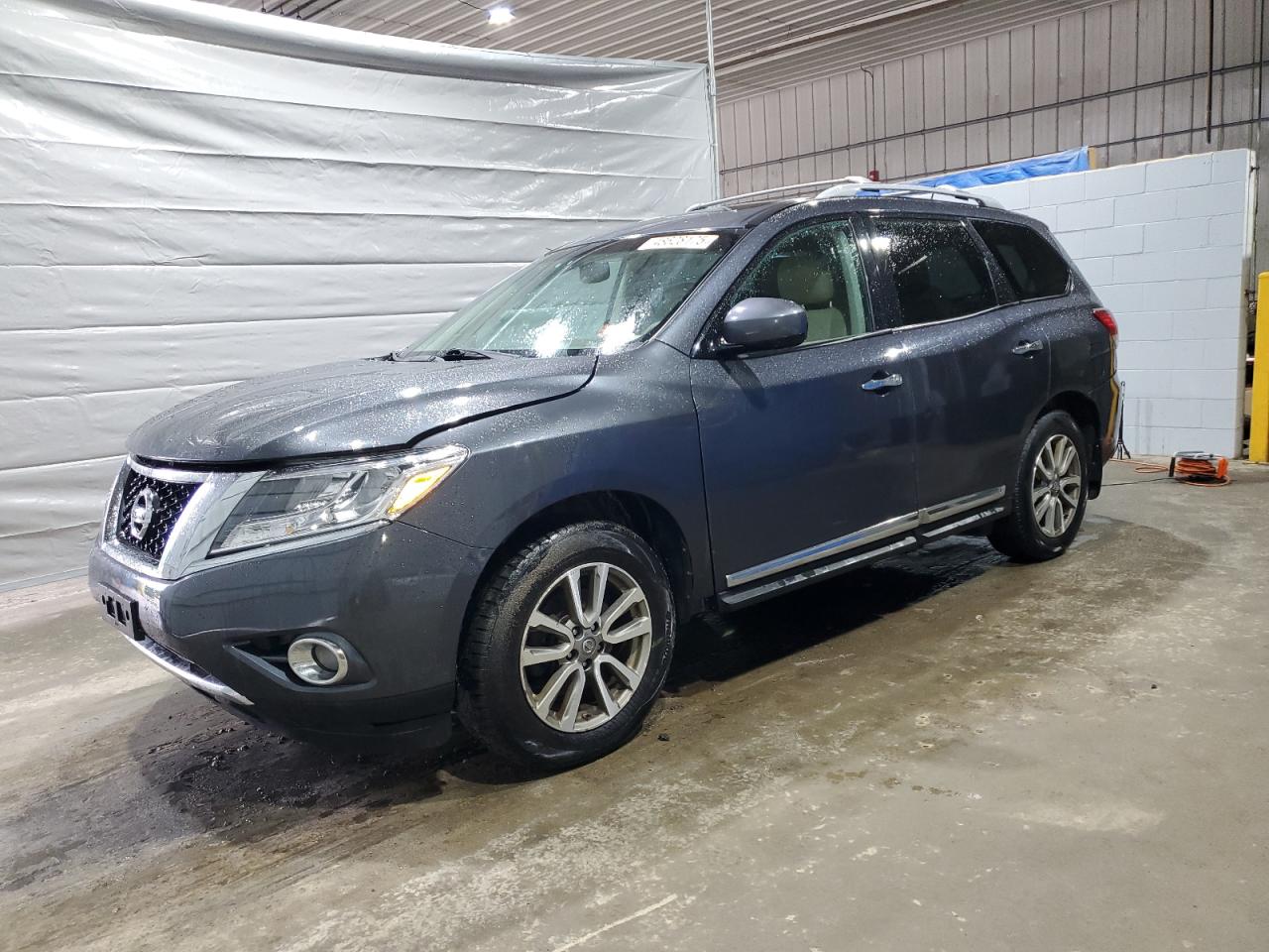 2014 Nissan Pathfinder - Image 1