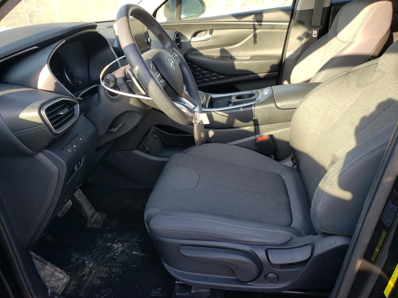 2021 Hyundai Santa Fe - Image 7