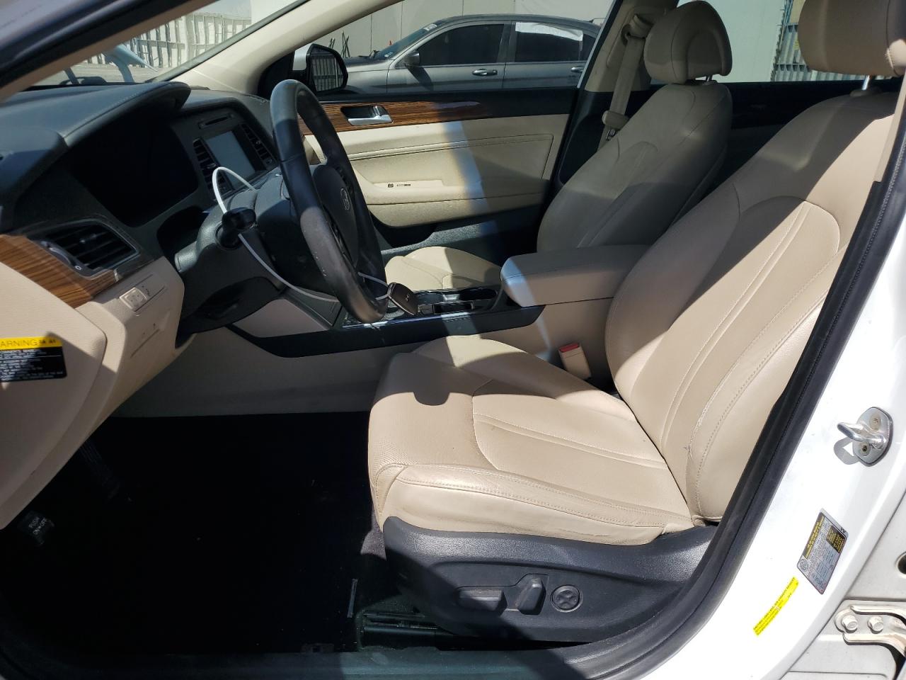 2017 Hyundai Sonata - Image 7