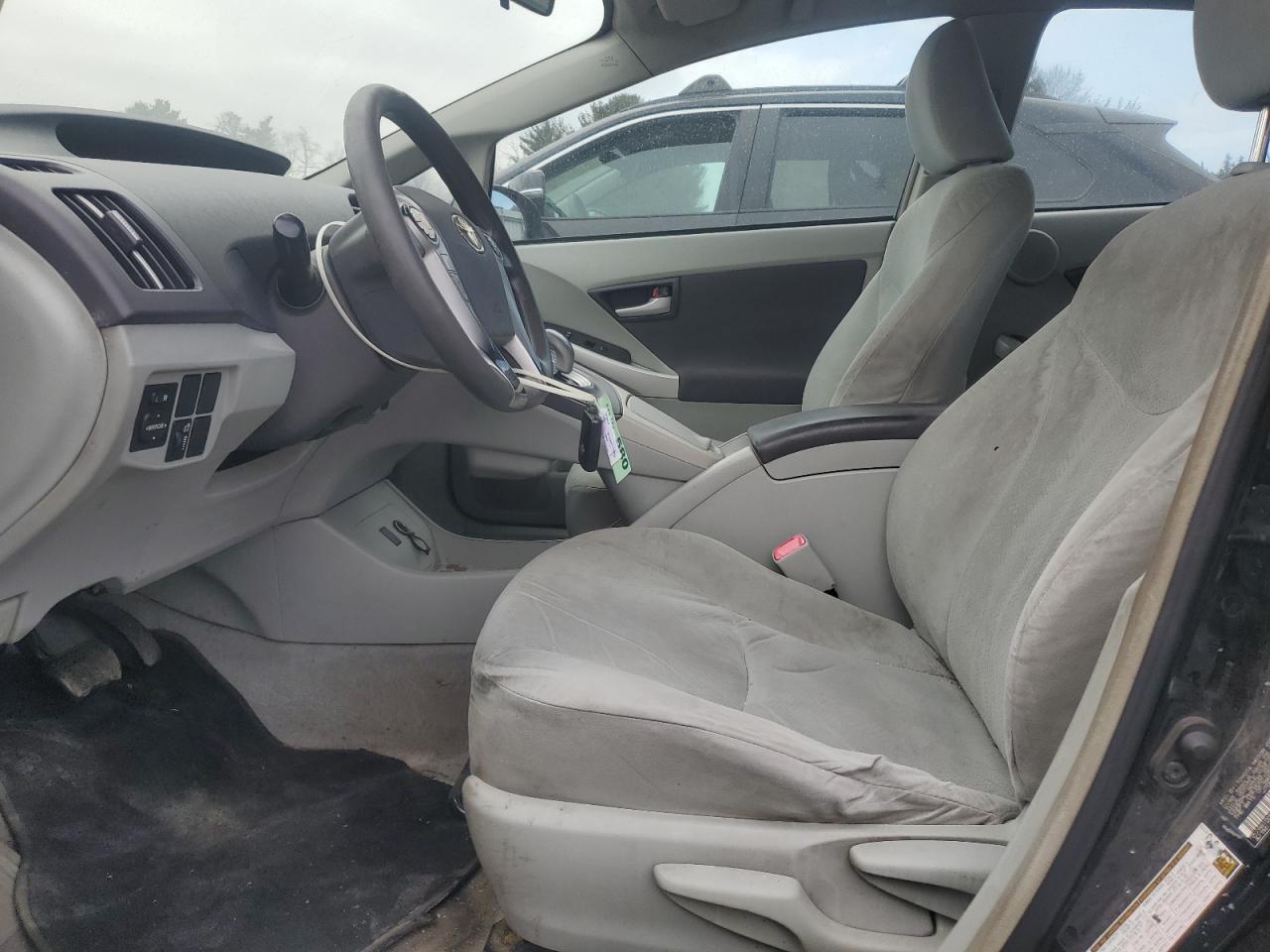 2010 Toyota Prius - Image 7
