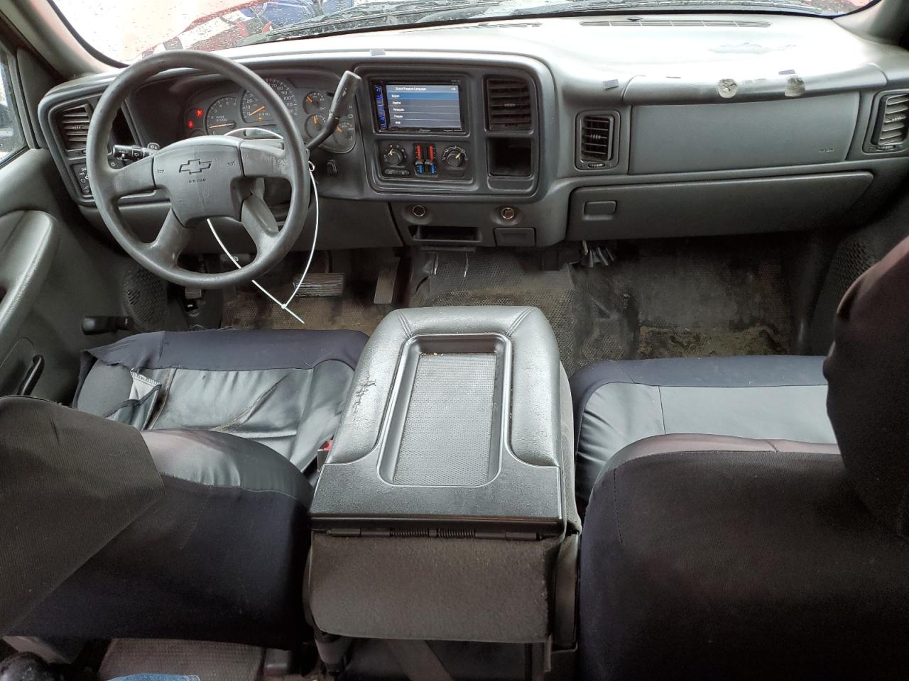 2006 Chevrolet Silverado - Image 8