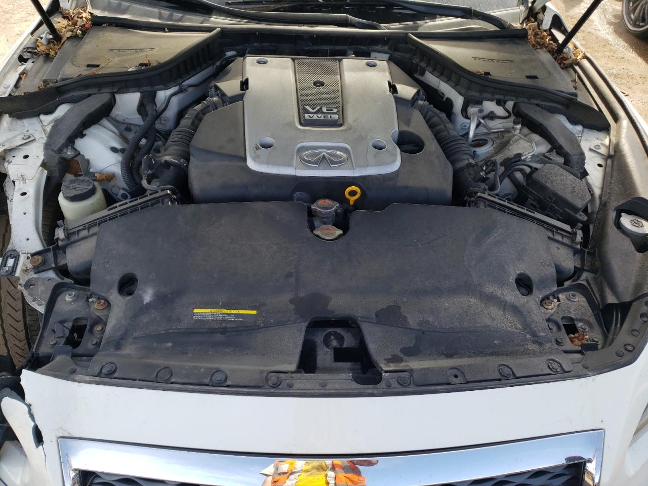 2015 Infiniti Q50 - Image 11