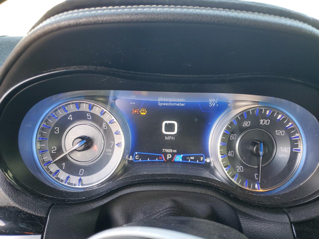 2019 Chrysler 300 - Image 9