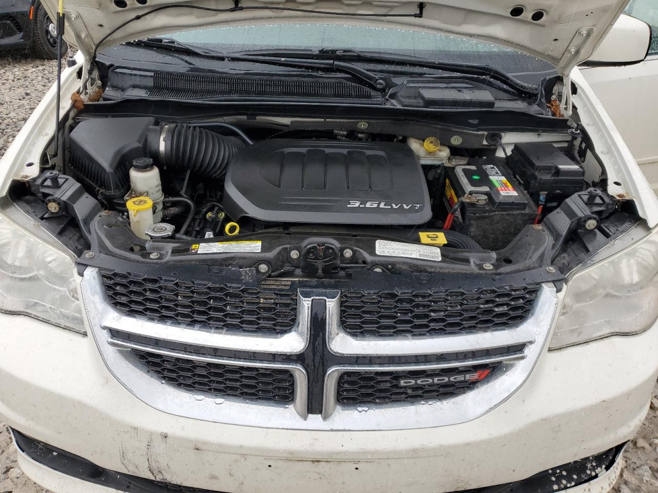 2013 Dodge Caravan - Image 12