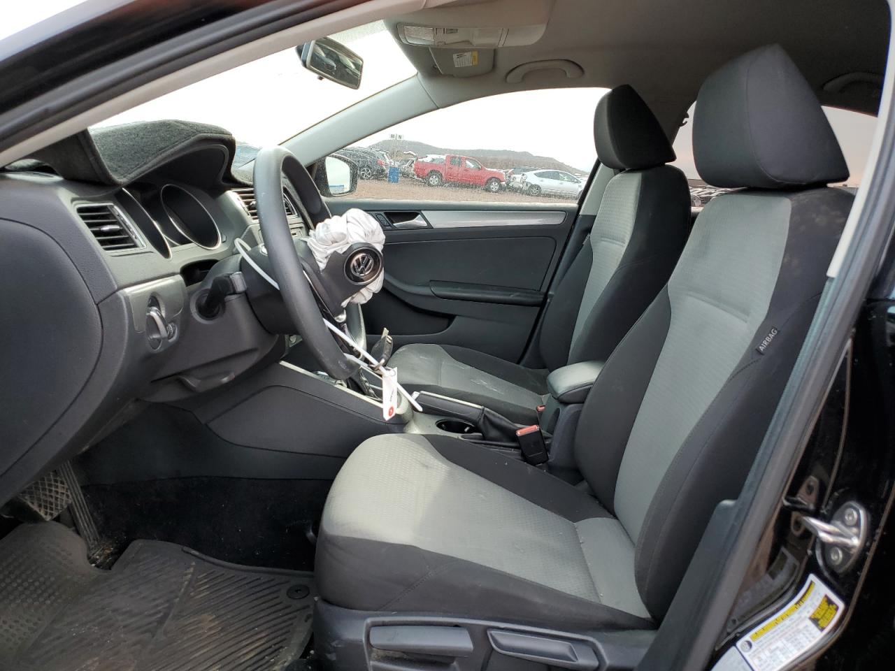 2017 Volkswagen Jetta - Image 7