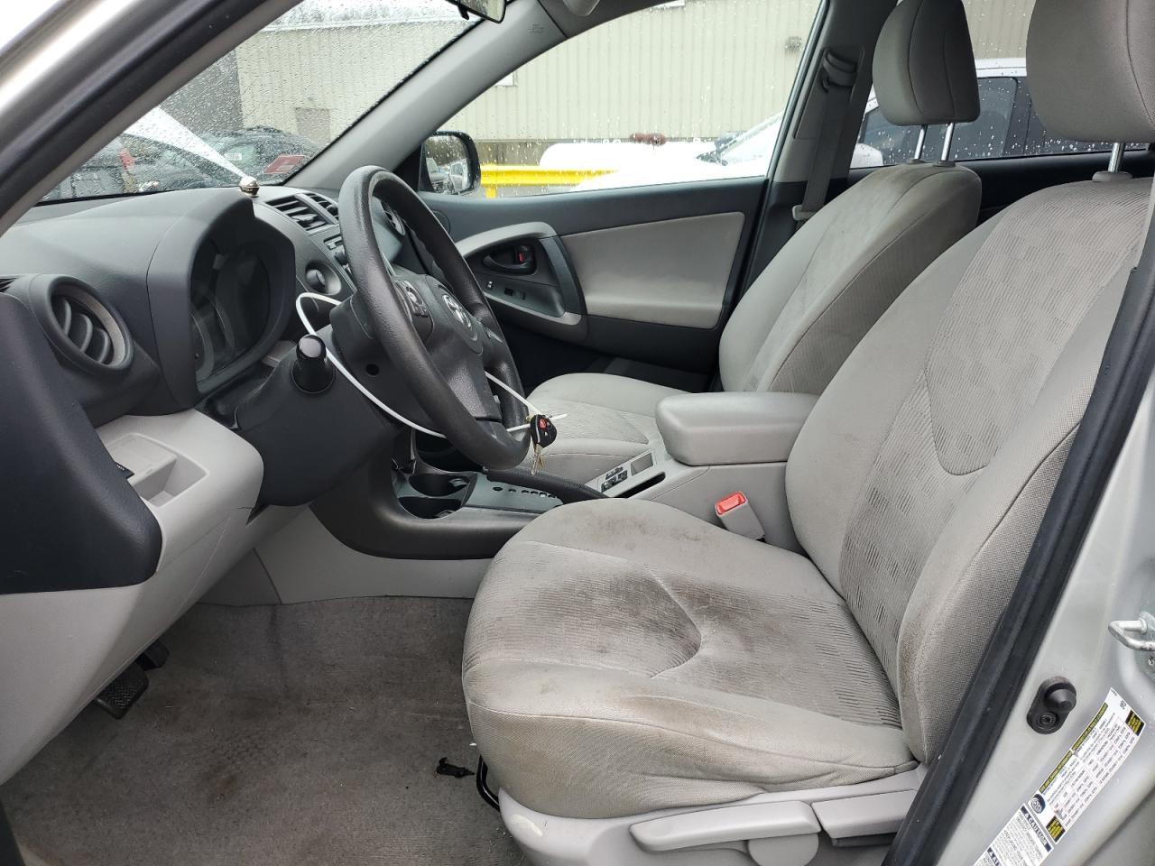 2012 Toyota RAV 4 - Image 7