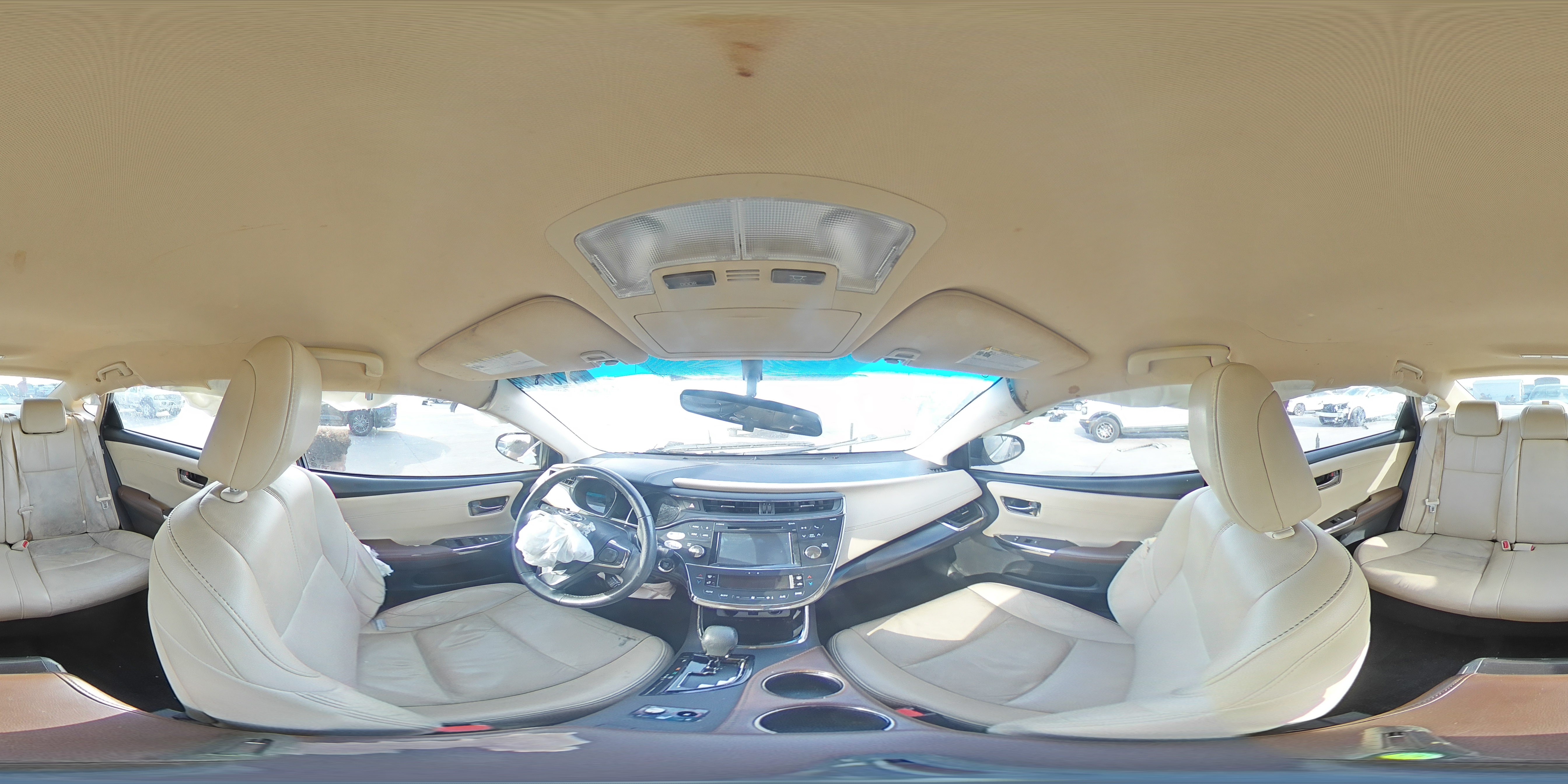 2016 Toyota Avalon - Image 15