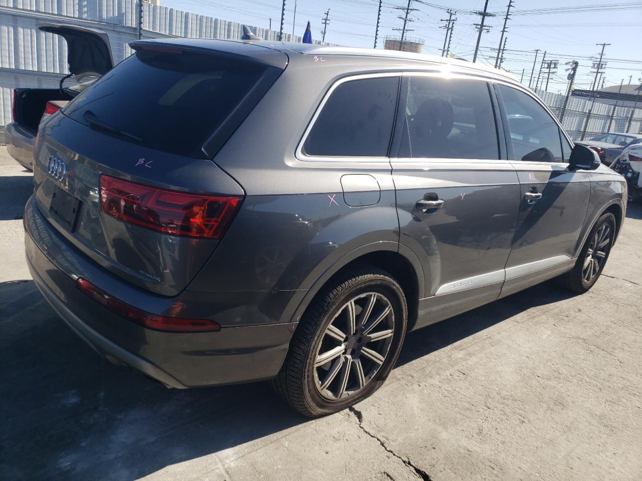 2019 Audi Q7 - Image 3
