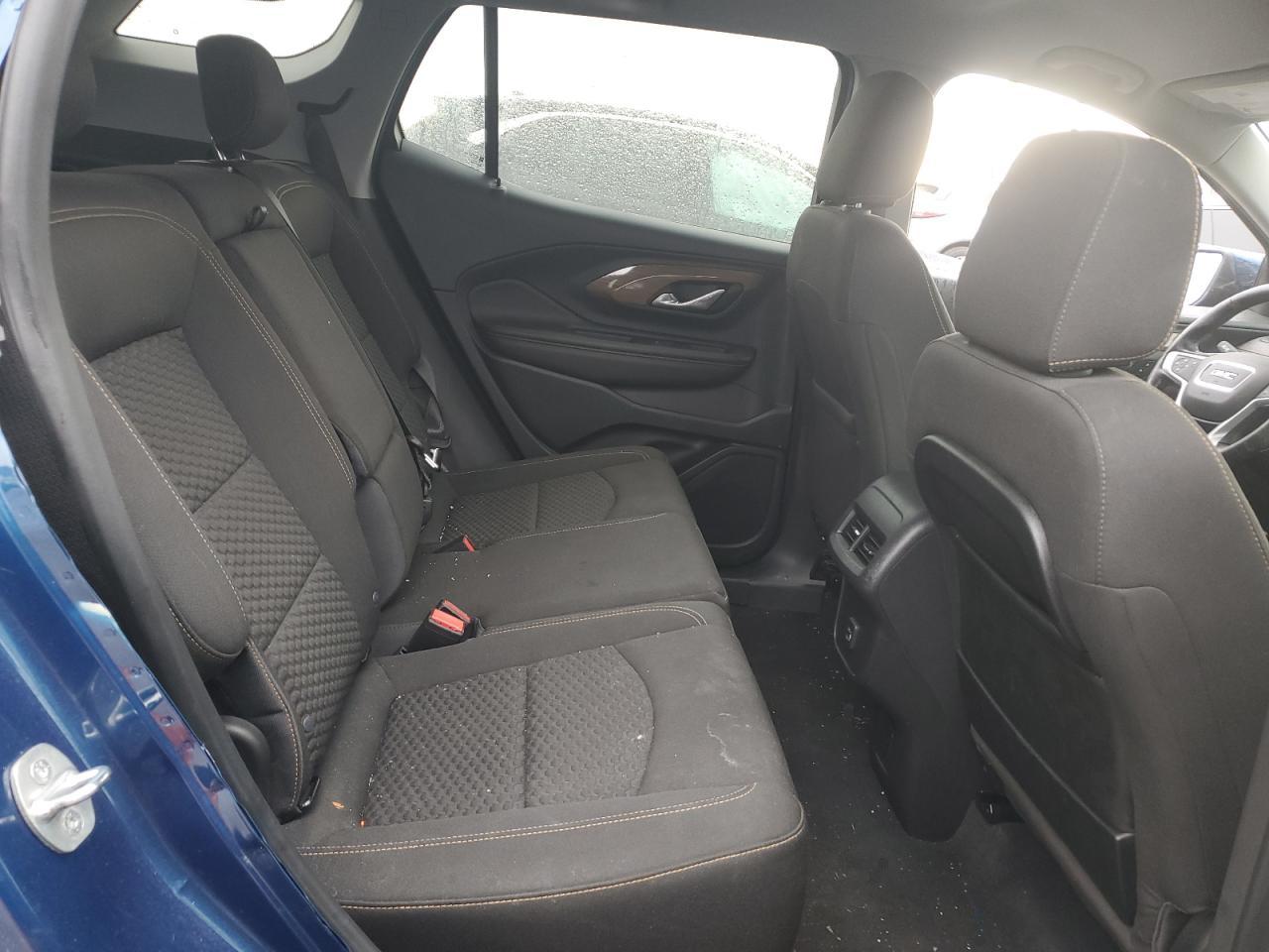 2020 GMC Terrain - Image 11
