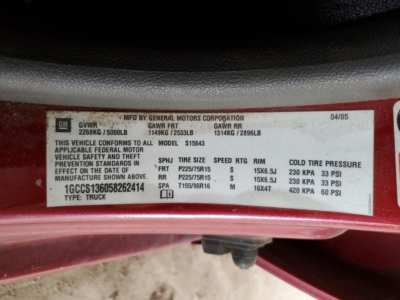 2005 Chevrolet Colorado - Image 12