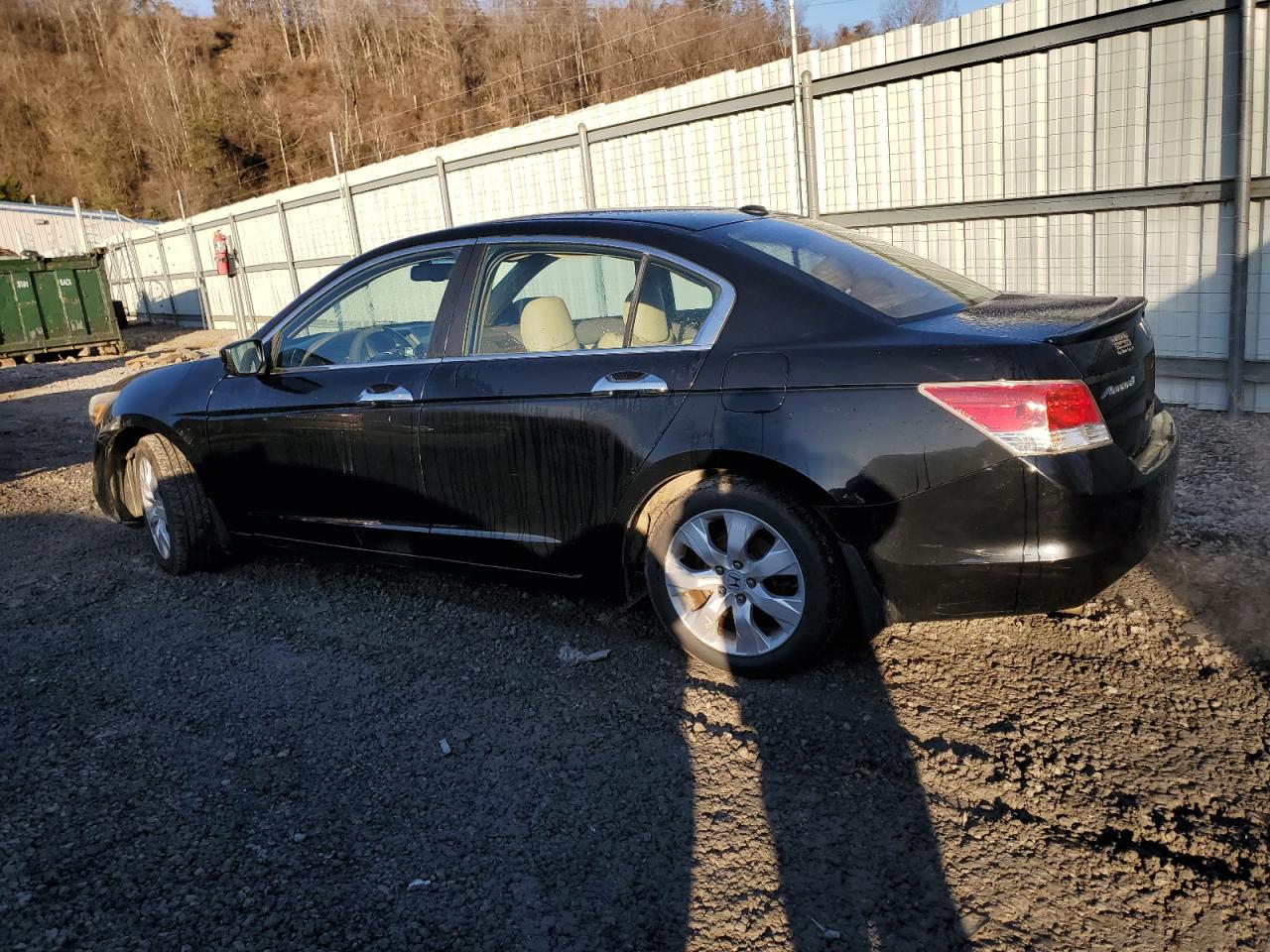 2009 Honda Accord - Image 2