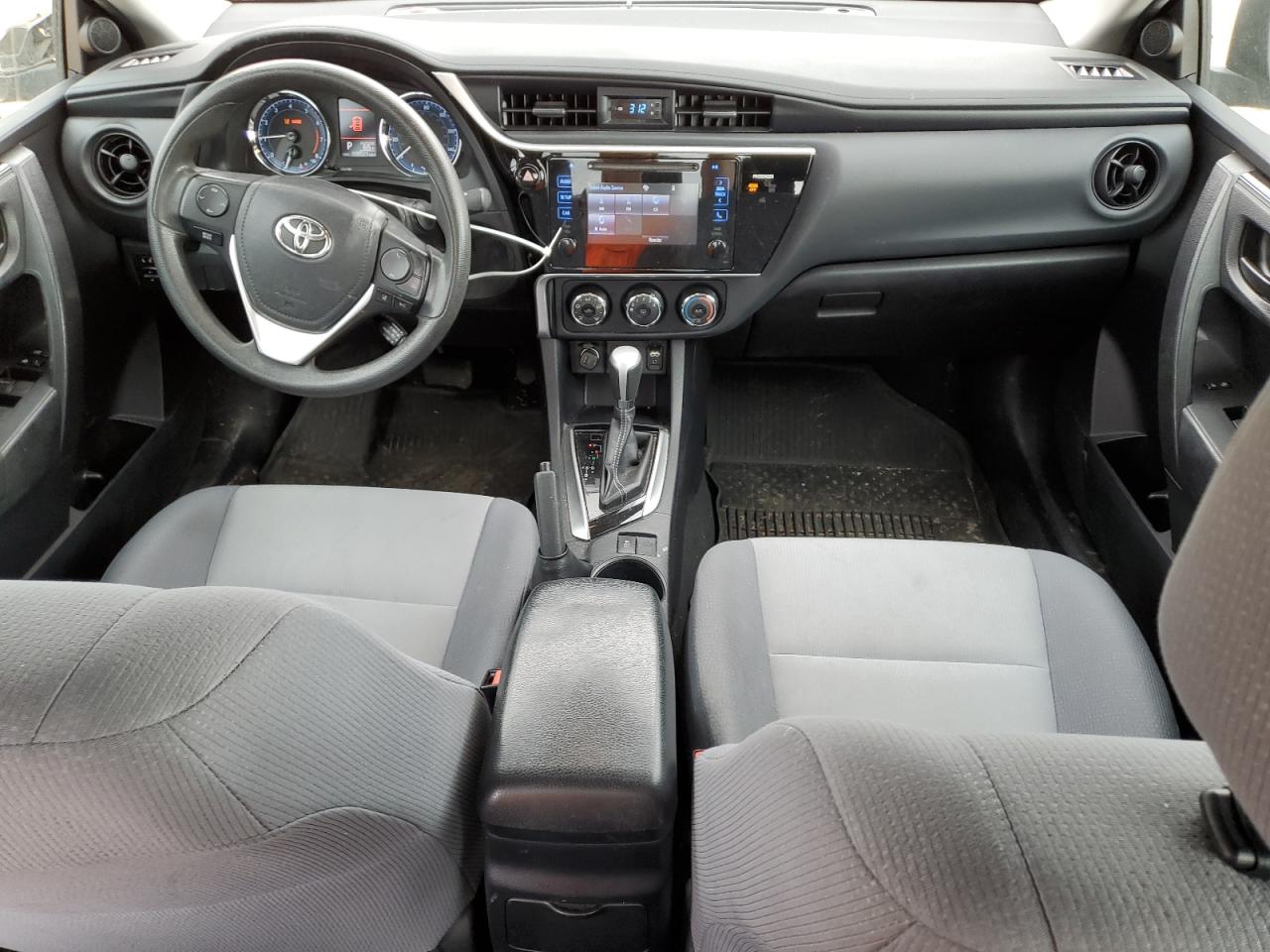 2017 Toyota Corolla - Image 8