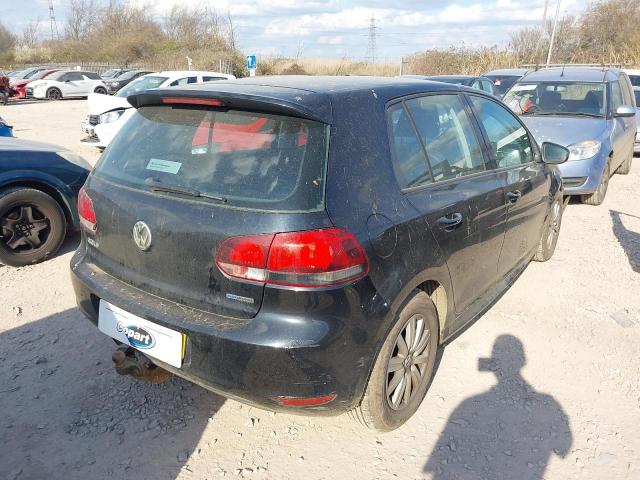 2011 VOLKSWAGEN GOLF S BLU