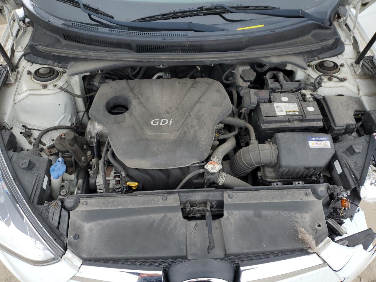 2016 Hyundai Veloster - Image 11