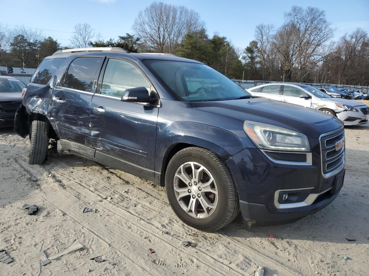 2015 GMC Acadia - Image 4