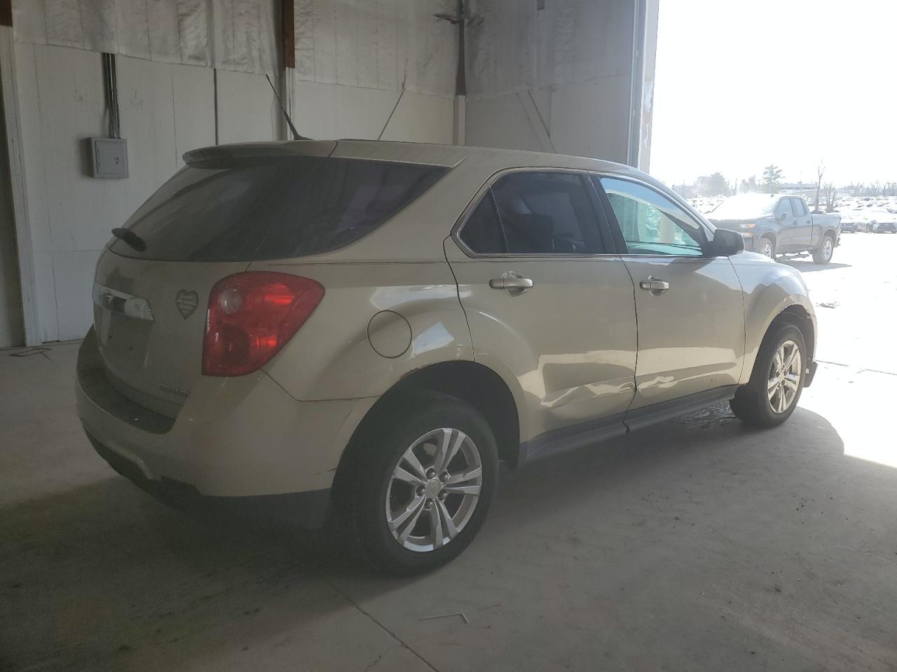2011 Chevrolet Equinox - Image 3