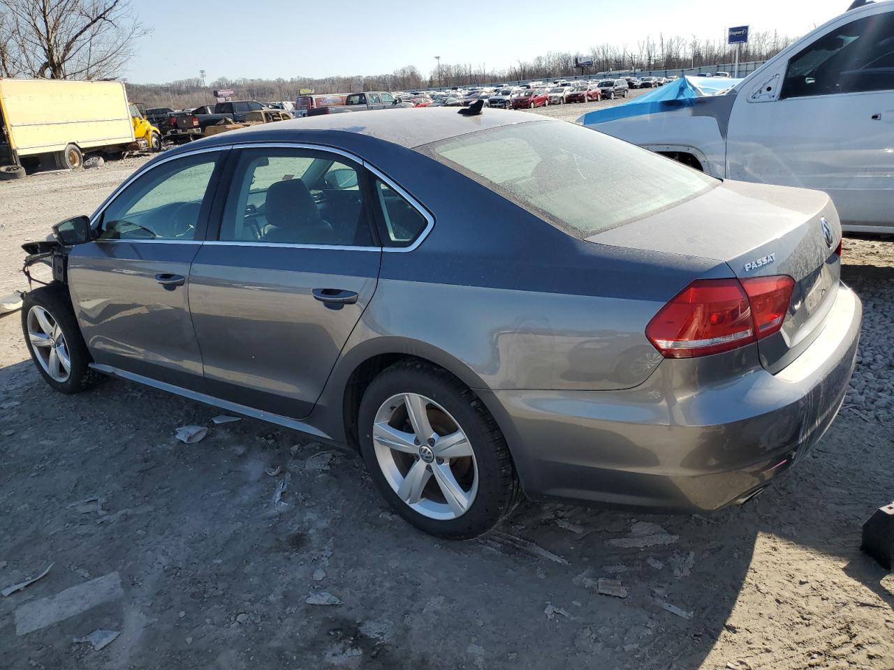 2015 Volkswagen Passat - Image 2