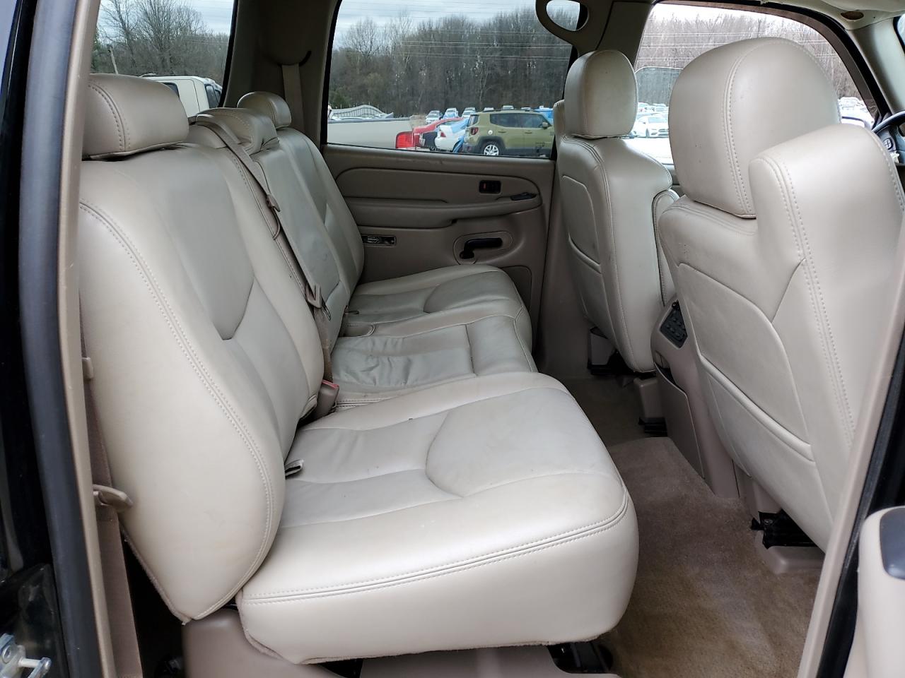 2006 GMC Yukon - Image 11
