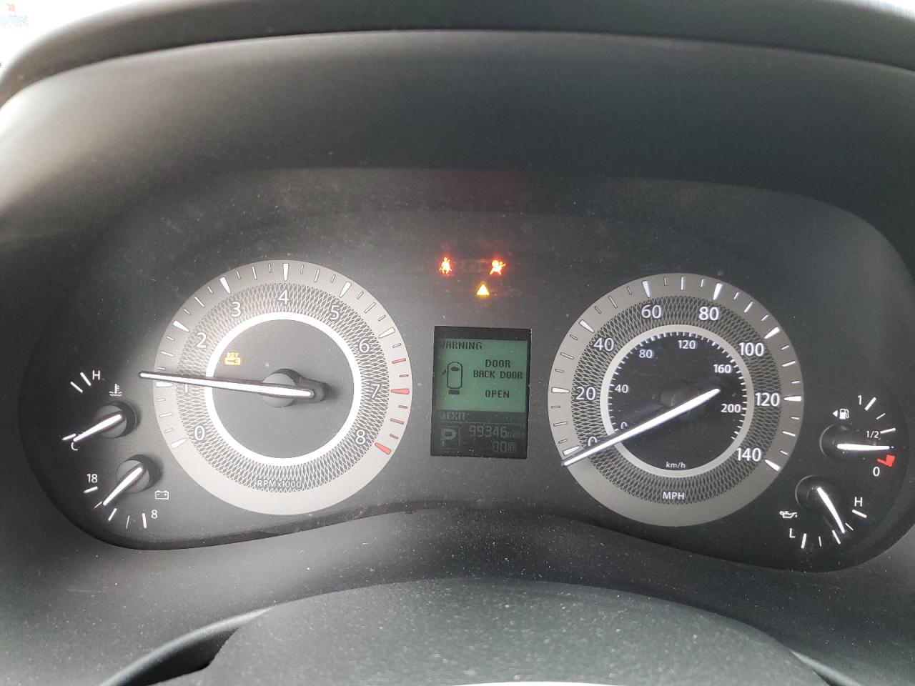 2017 Infiniti QX80 - Image 9