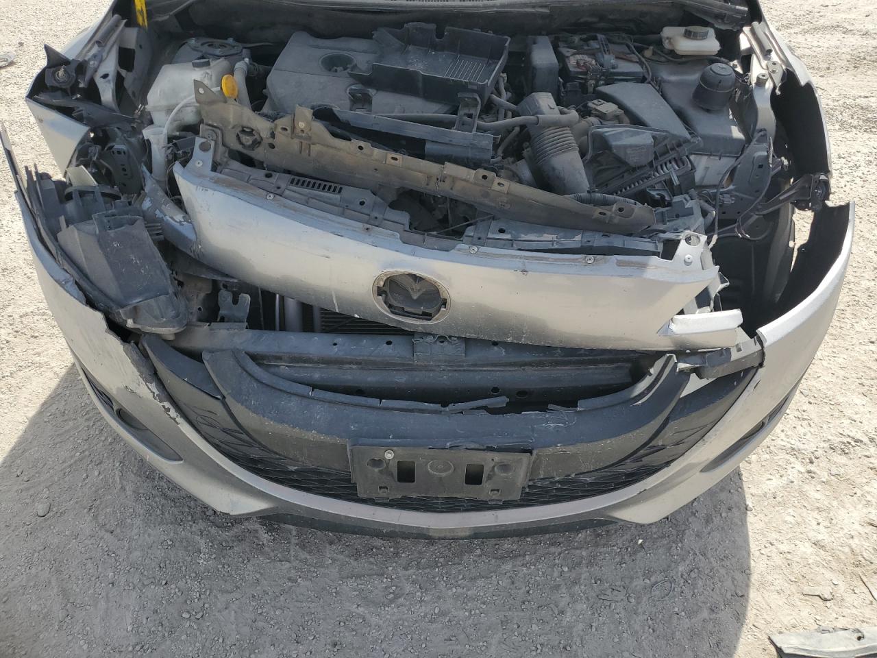 2012 Mazda 5 - Image 12