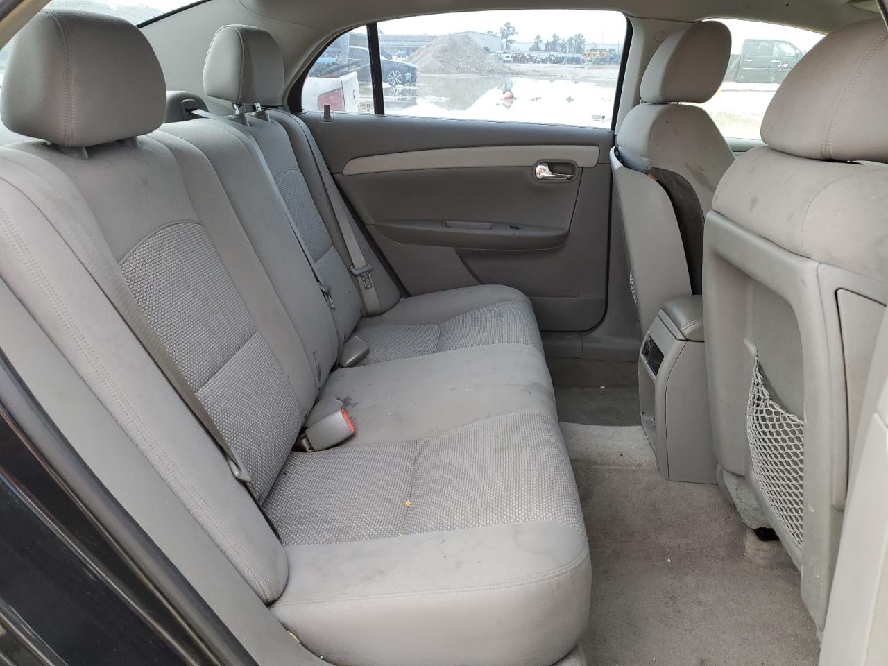 2009 Chevrolet Malibu - Image 11
