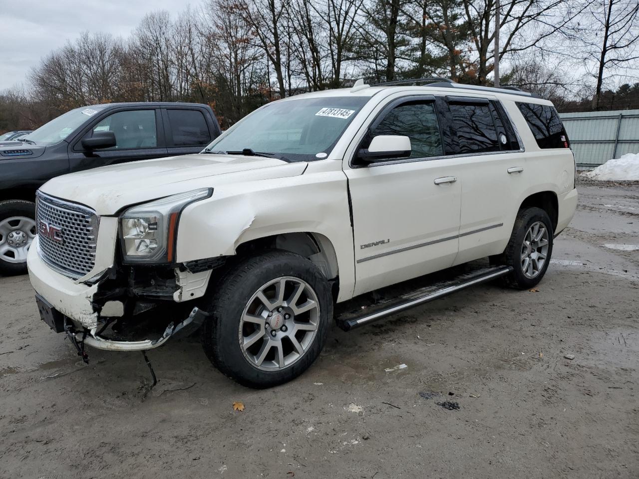 2015 GMC Yukon - Image 1