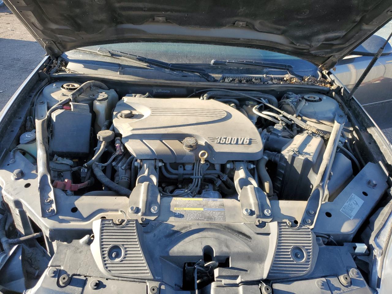 2010 Chevrolet Impala - Image 11