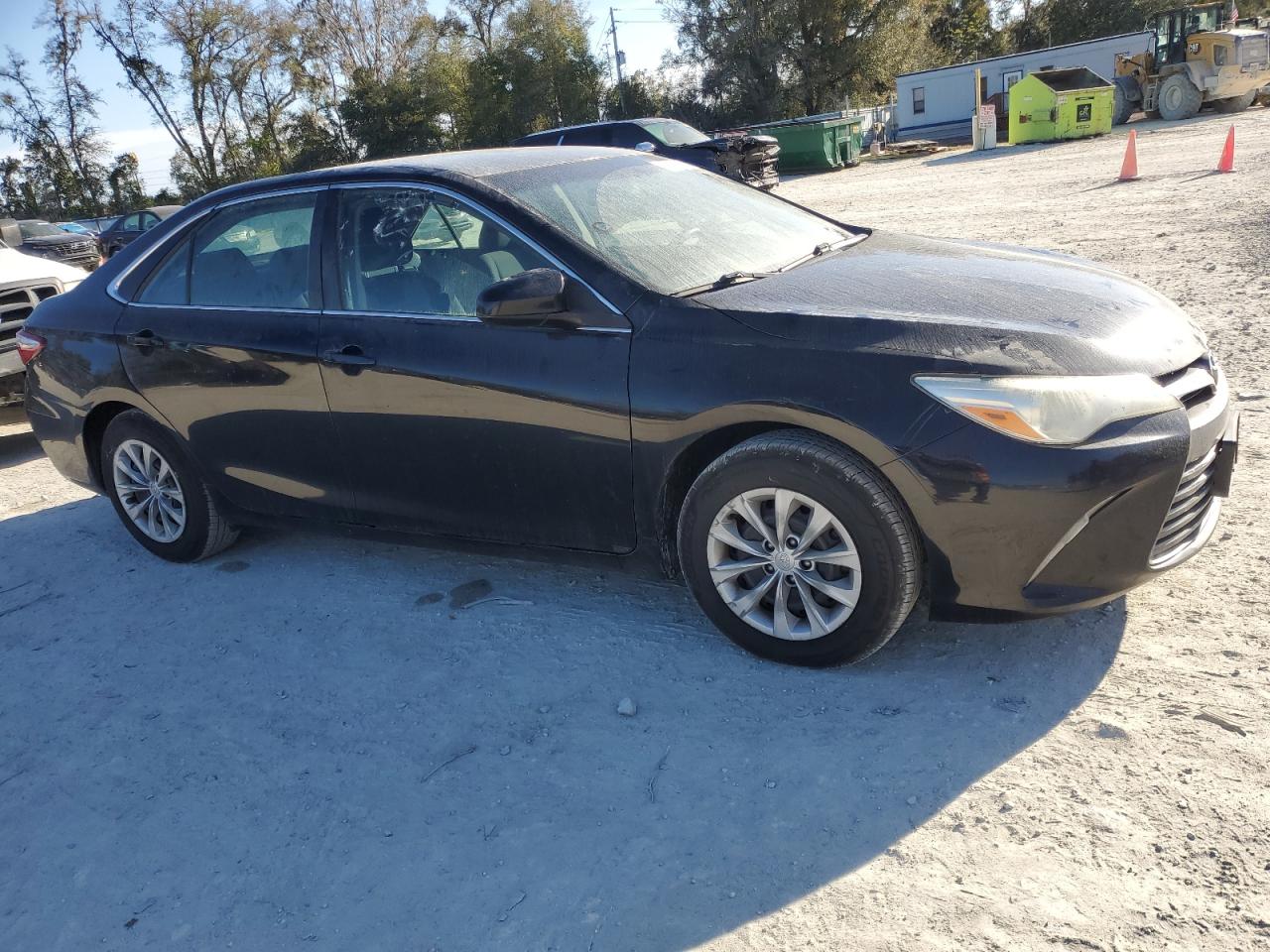 2015 Toyota Camry - Image 4
