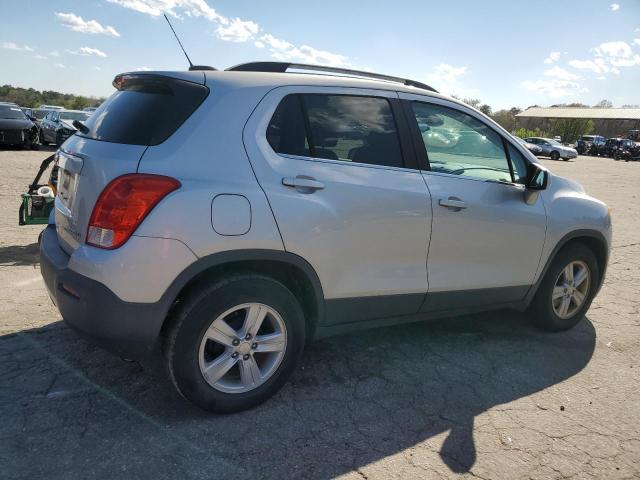  CHEVROLET TRAX 2016 Srebrny