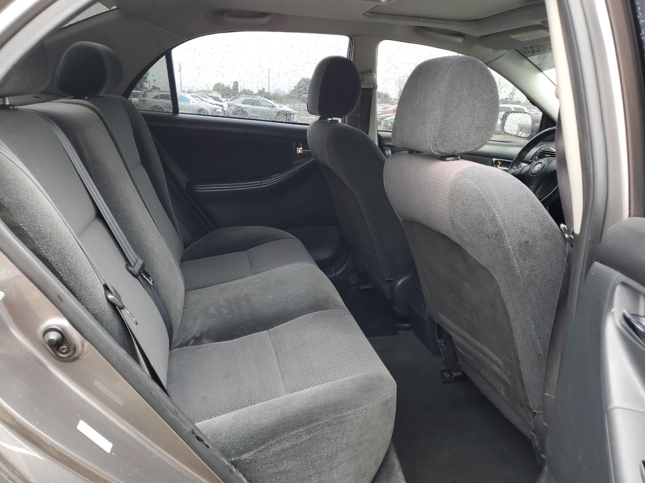 2004 Toyota Corolla - Image 10