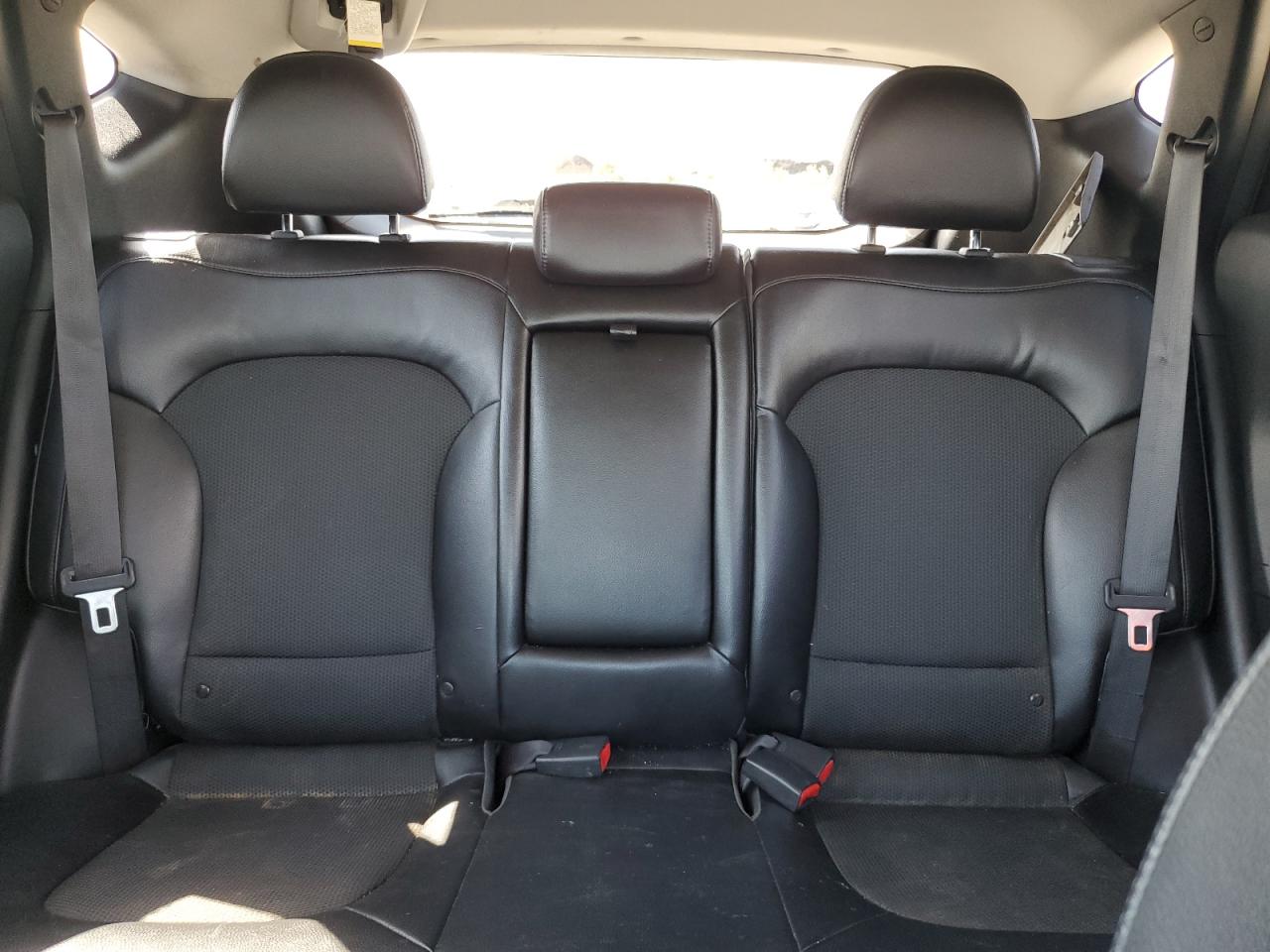 2015 Hyundai Tucson - Image 10