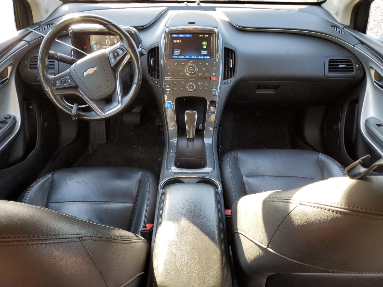 2014 Chevrolet Volt - Image 8