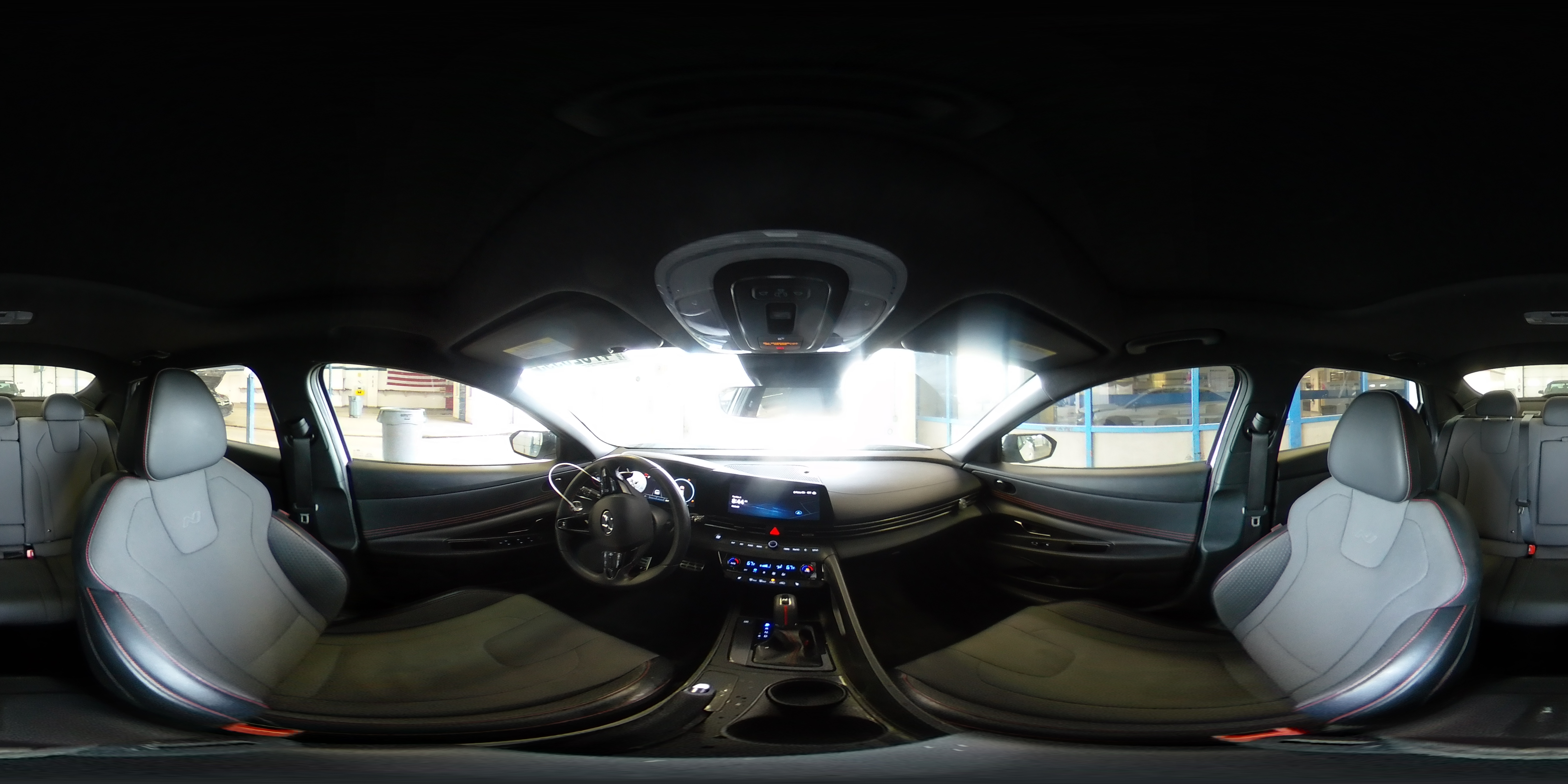 2023 Hyundai Elantra - Image 12