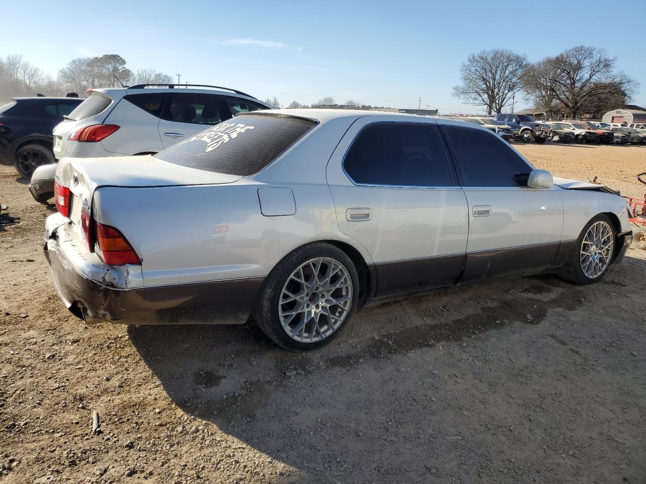 1998 Lexus LS - Image 3
