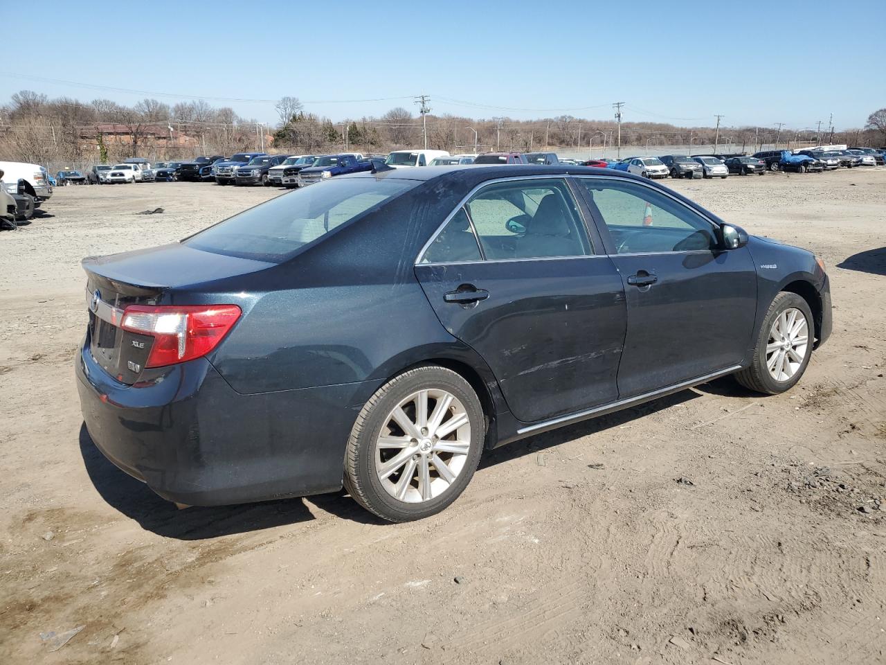 2012 Toyota Camry - Image 3