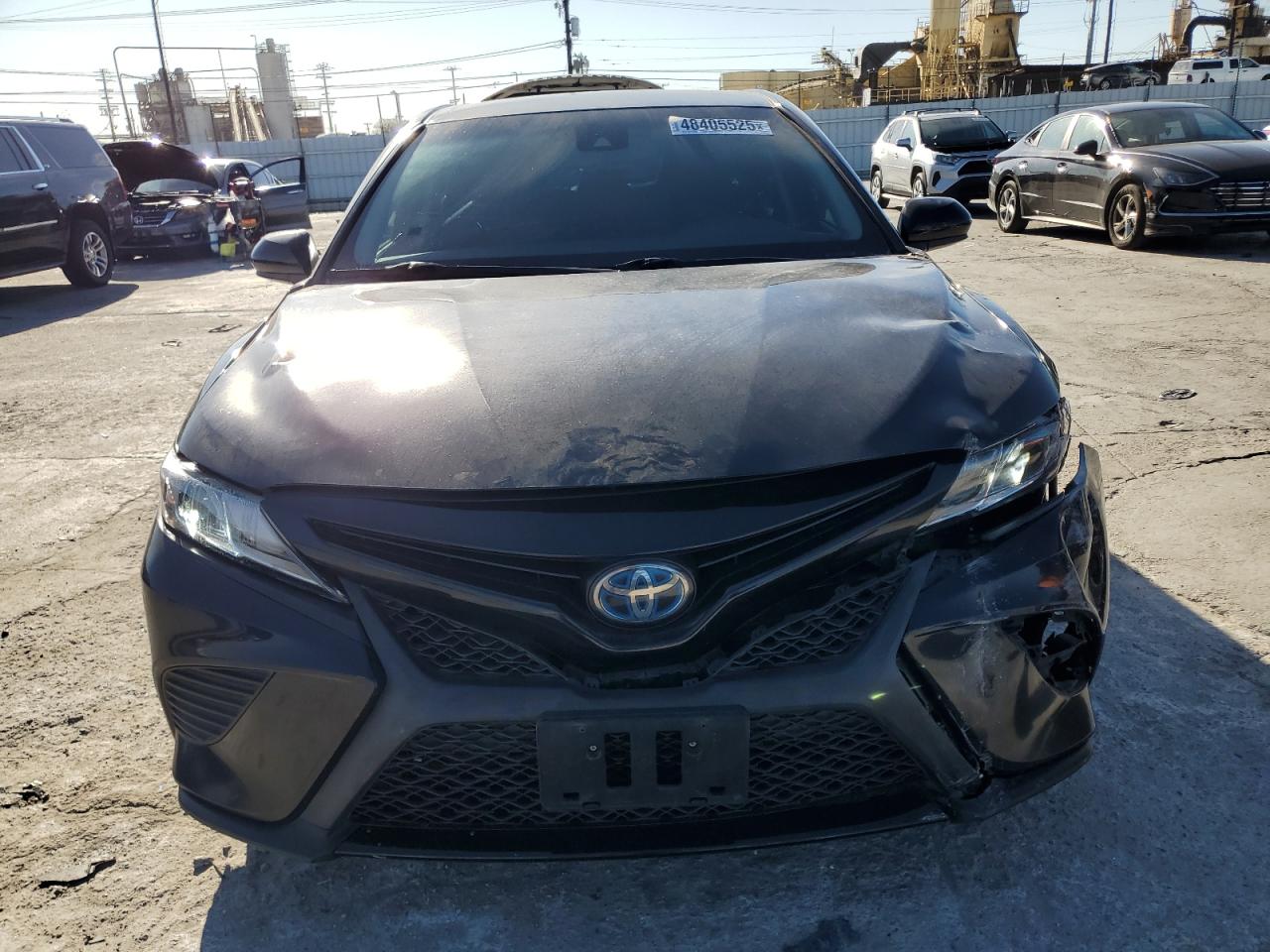 2019 Toyota Camry - Image 5