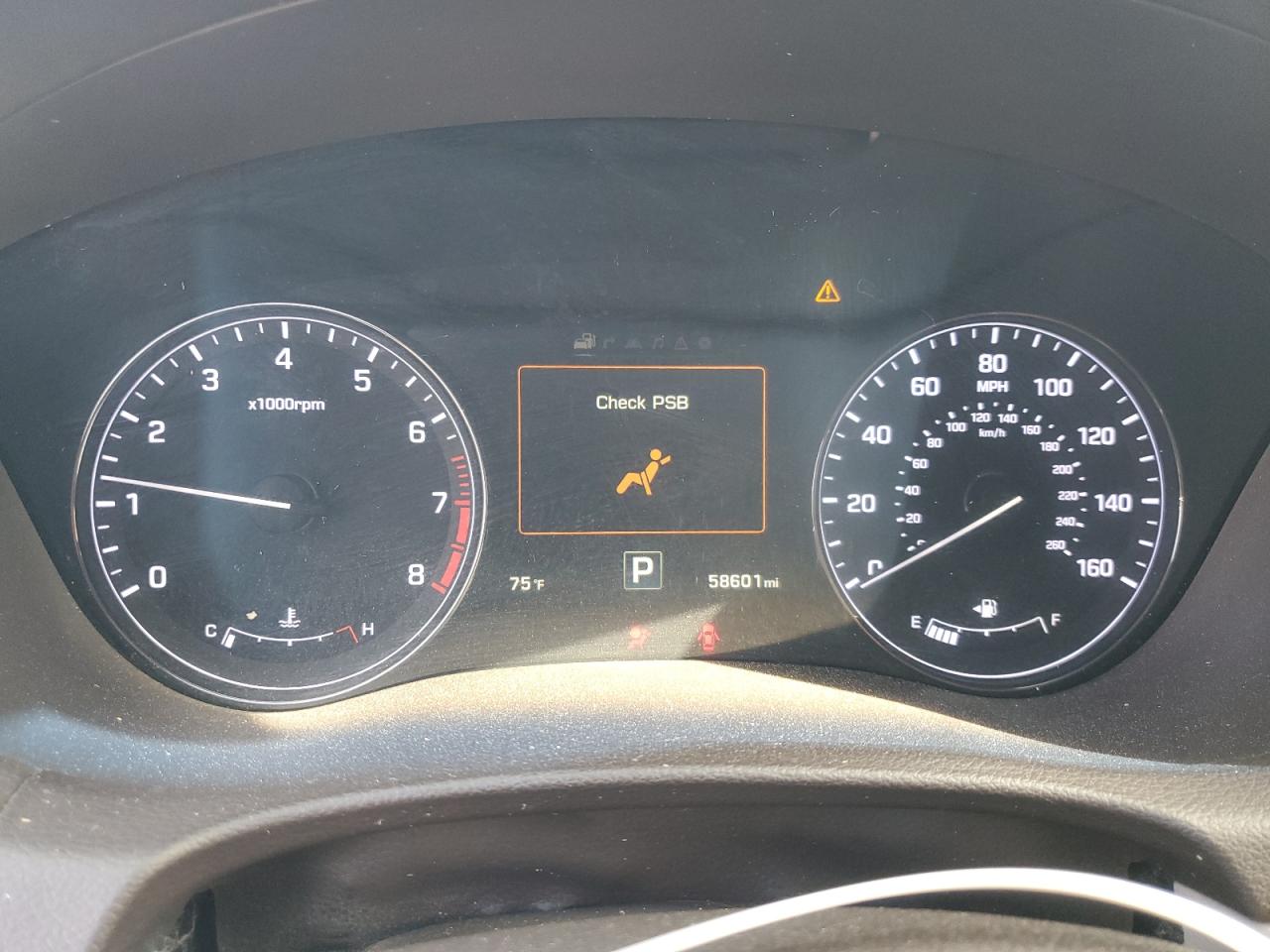 2015 Hyundai Genesis - Image 9