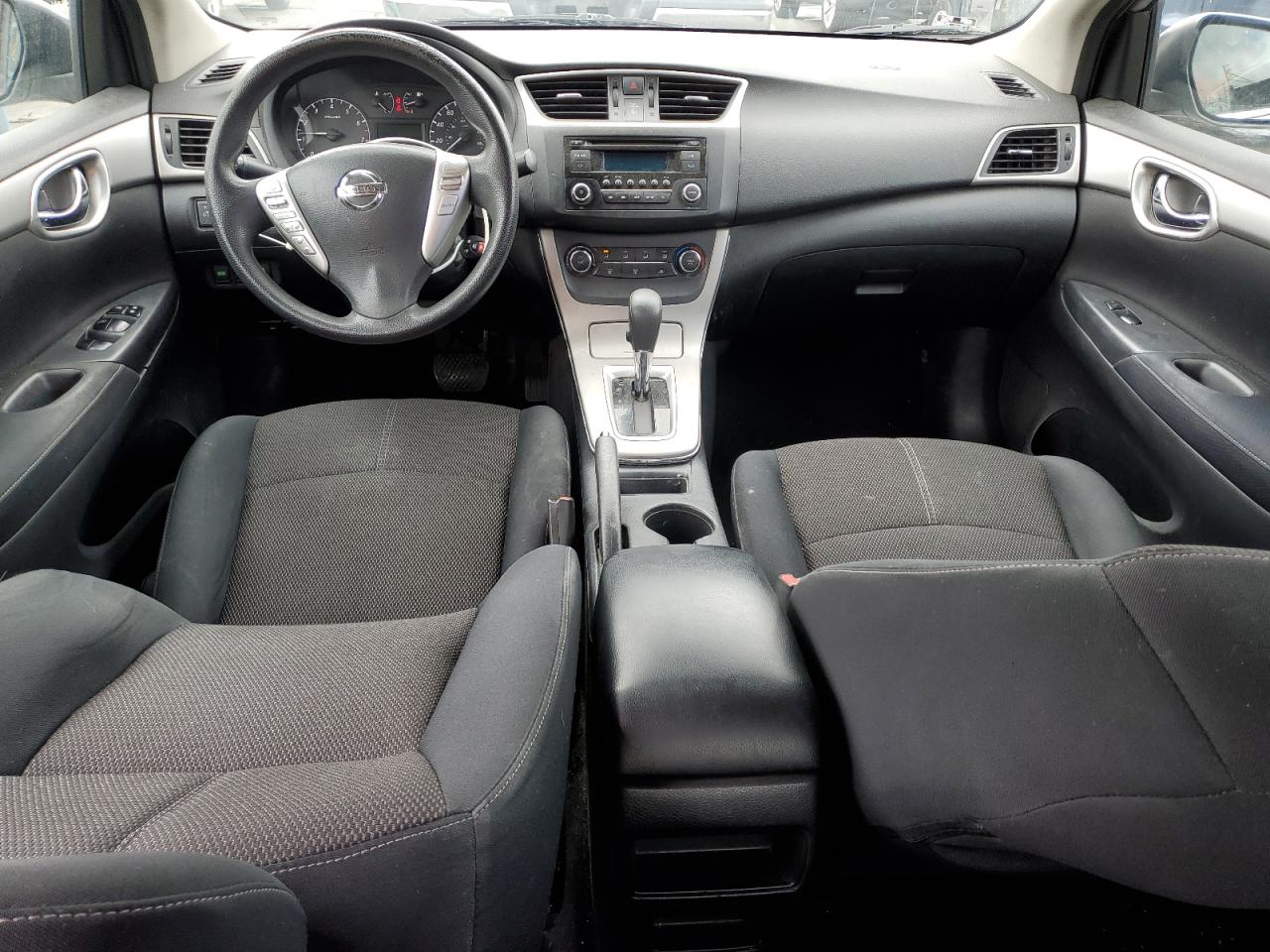 2015 Nissan Sentra - Image 8