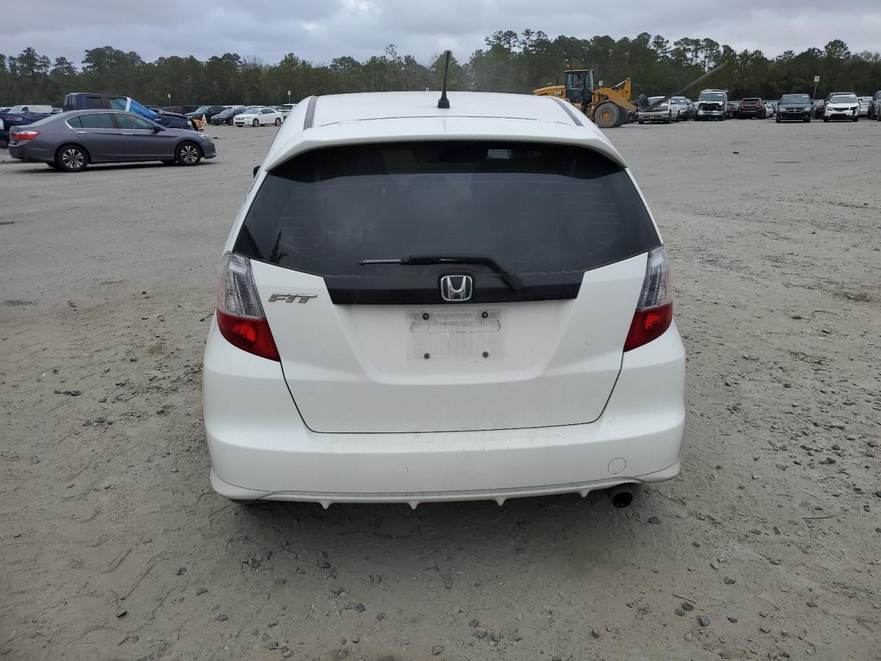 2011 Honda Fit - Image 6