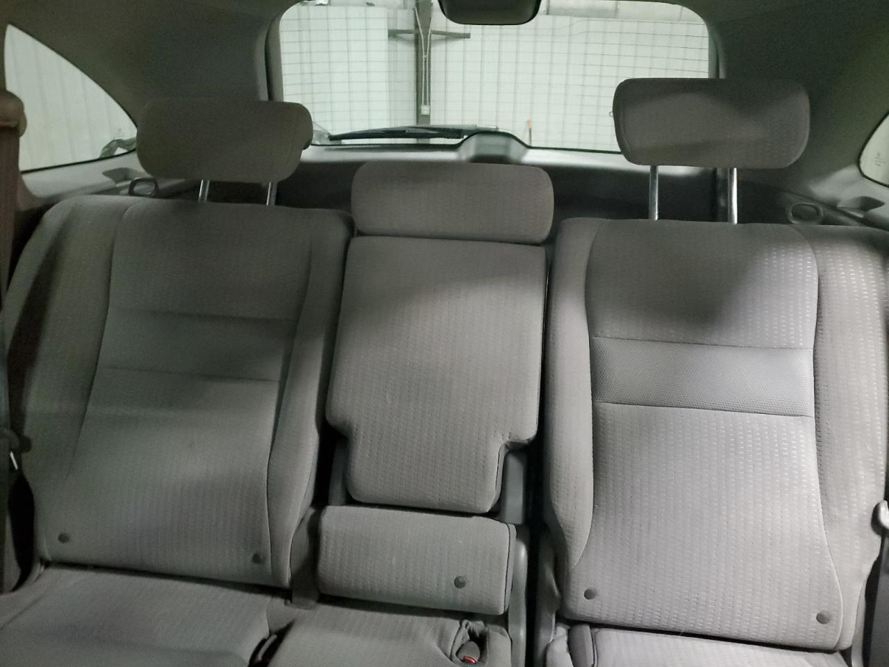 2009 Honda CR-V - Image 10