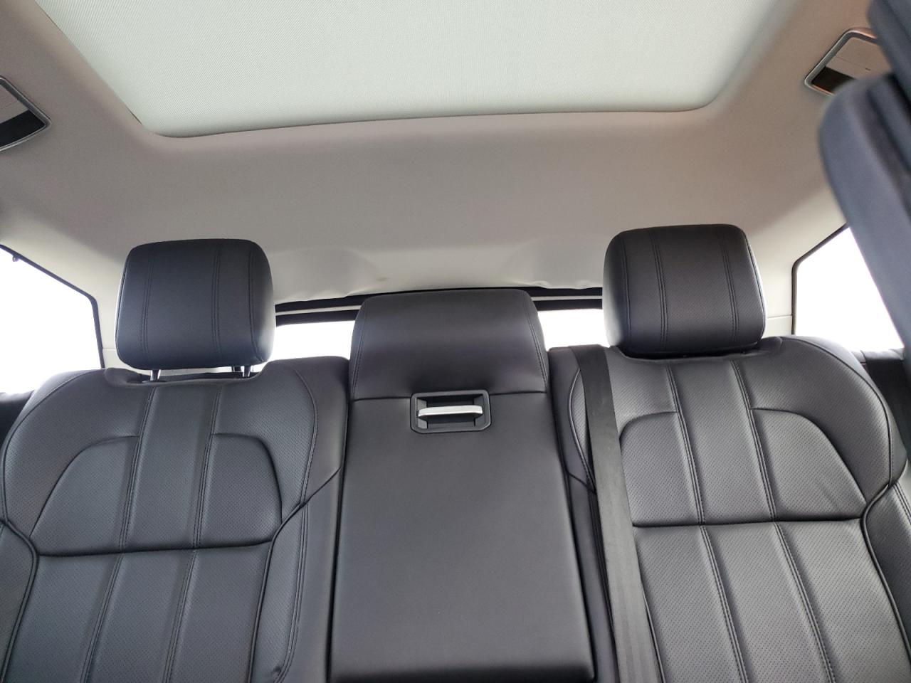 2016 Land Rover Range Rover - Image 10